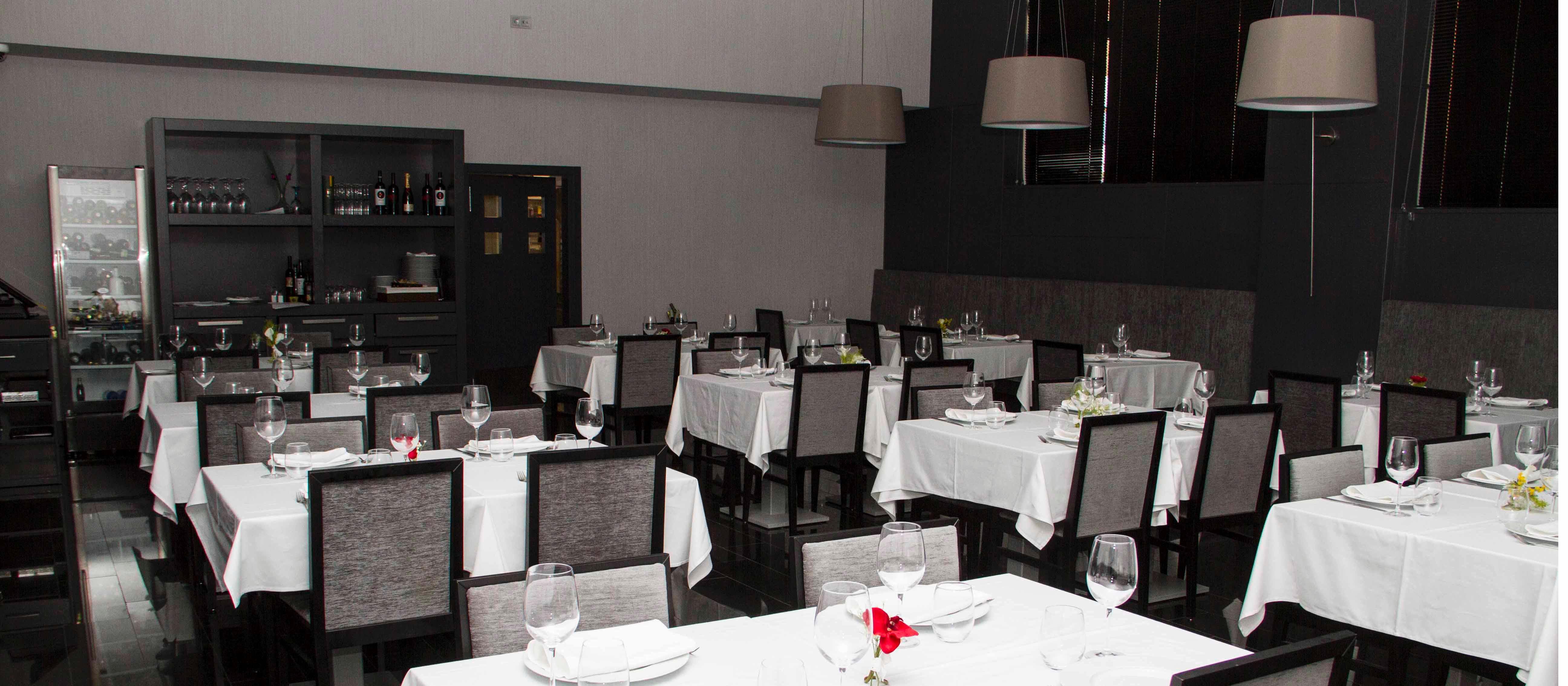 Hotel Santa Eulalia ปวยร์โตลญาโน ภายนอก รูปภาพ
