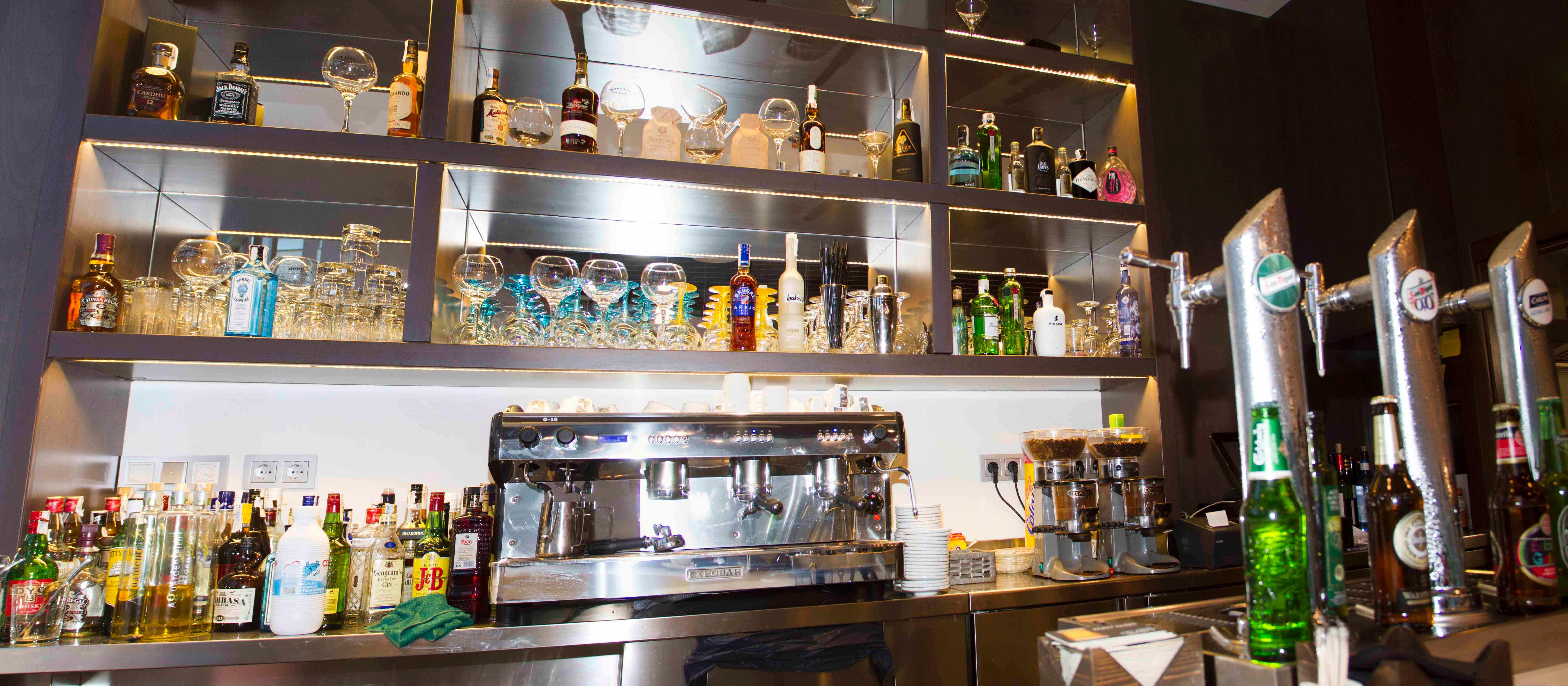 Hotel Santa Eulalia ปวยร์โตลญาโน ภายนอก รูปภาพ